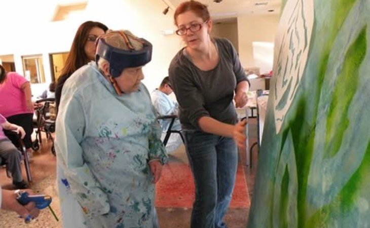 adelante-compadres-senior-center-87112-1232256_5