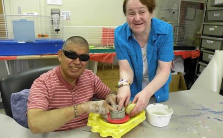 adelante-compadres-senior-center-87112-1232256_8