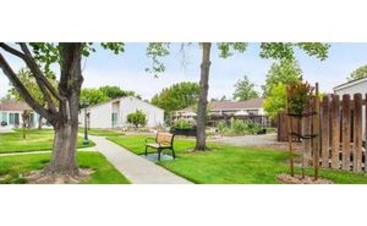 vineyard-village-apartments-94550