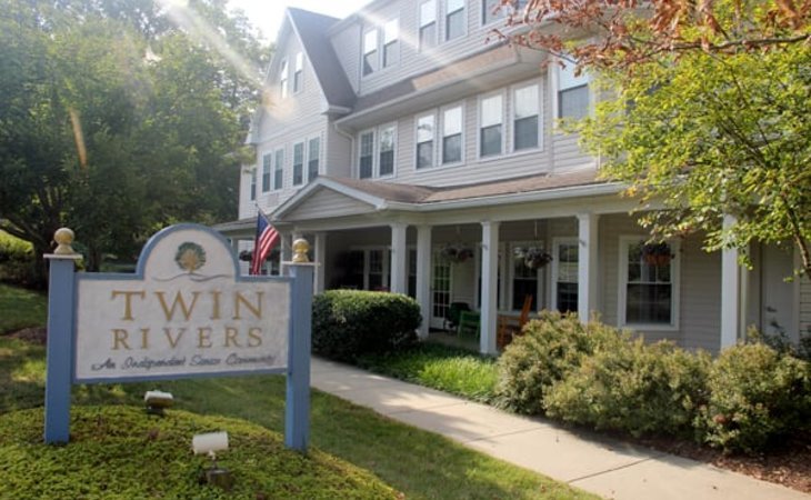 twin-rivers-independent-senior-community-27312