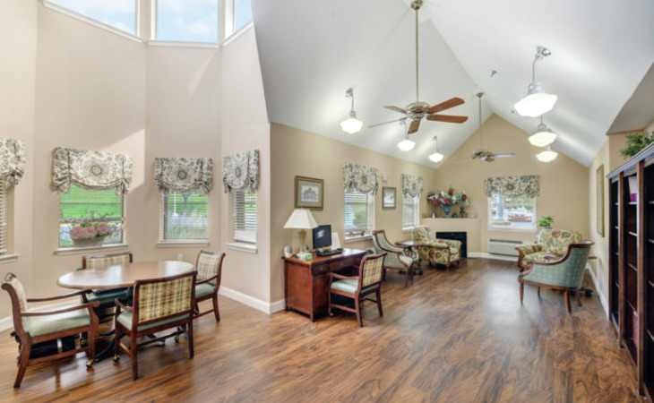 cascades-village-20164-1232959_4