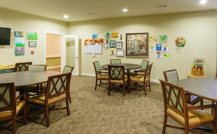 lynridge-assisted-living-75094-1233413_4