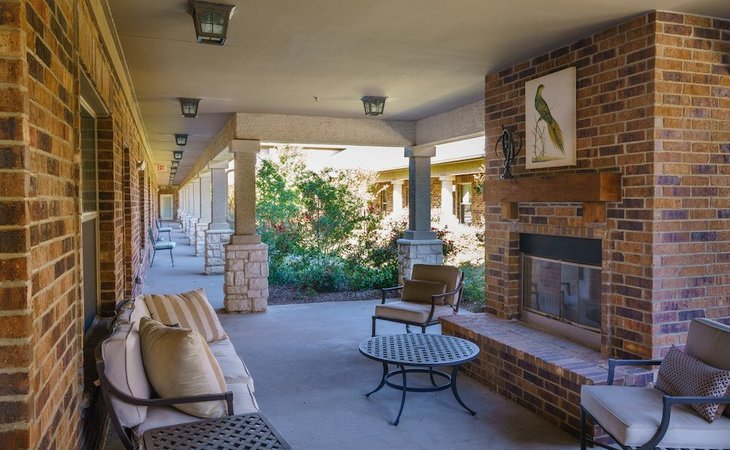 lynridge-assisted-living-75094-1233413_6