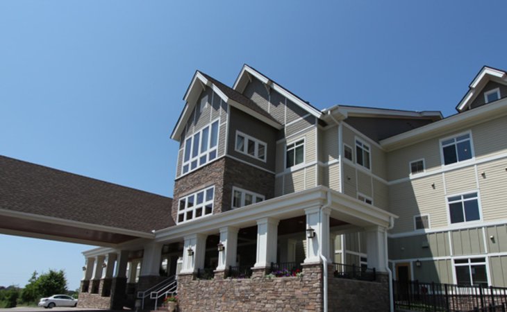 white-pine-advanced-assisted-living-of-blaine-55449