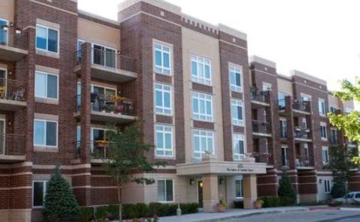 senior-suites-of-autumn-green-at-wright-campus-60634