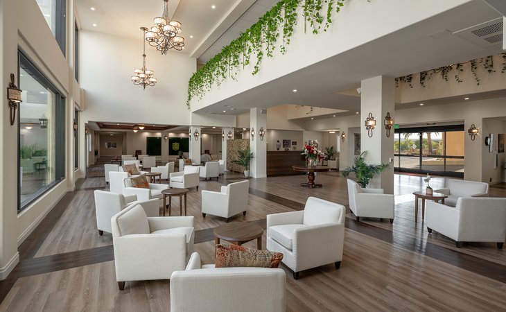 lantern-crest-senior-living-92071