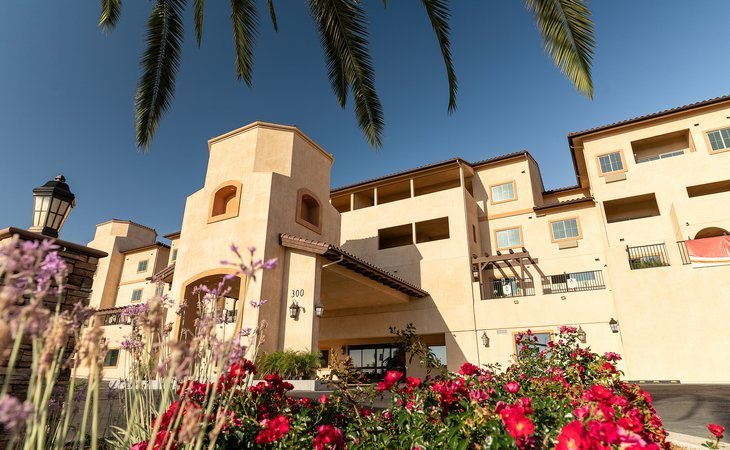lantern-crest-senior-living-92071-1235097_5