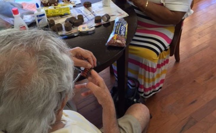 senior-social-club-33063-1235158_8