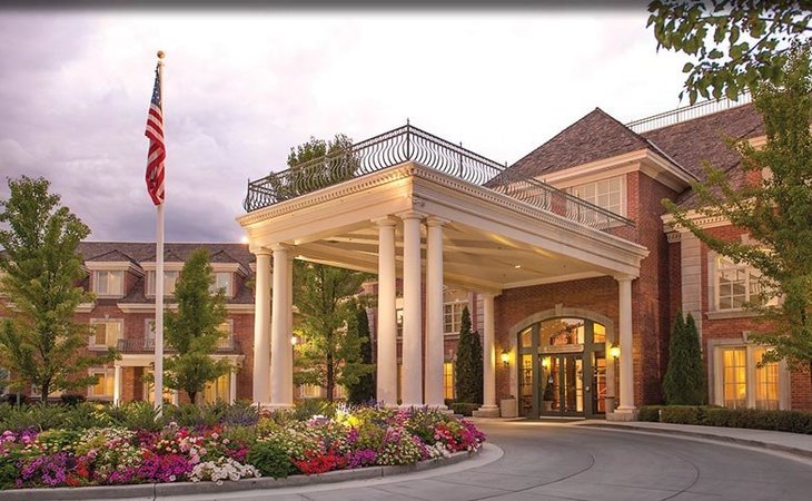 courtyard-at-jamestown-assisted-living-84604