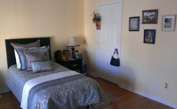 cardan-manor-assisted-living-facility-80013-1235393_5