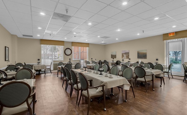 lake-morton-plaza-33801-1235469_3