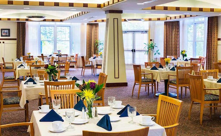 peregrine-senior-living-at-delmar-place-12054-1235621_5