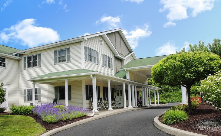peregrine-senior-living-at-shaker-12204