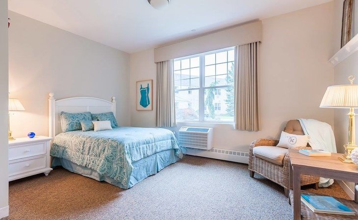 allerton-house-at-harbor-park-02043-1235912_2