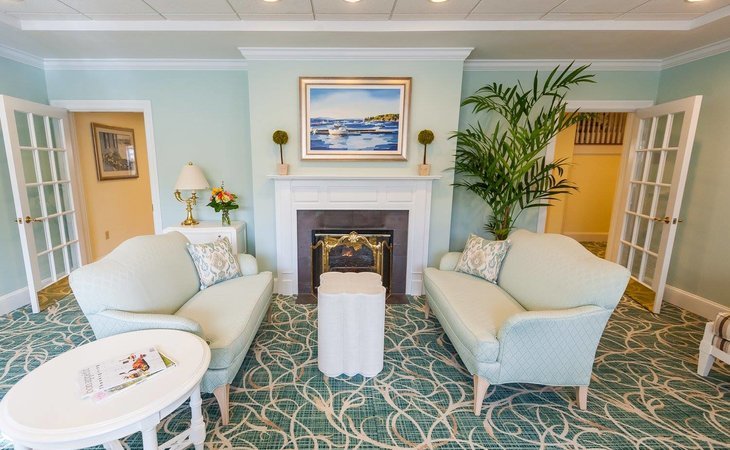 allerton-house-at-harbor-park-02043-1235912_4