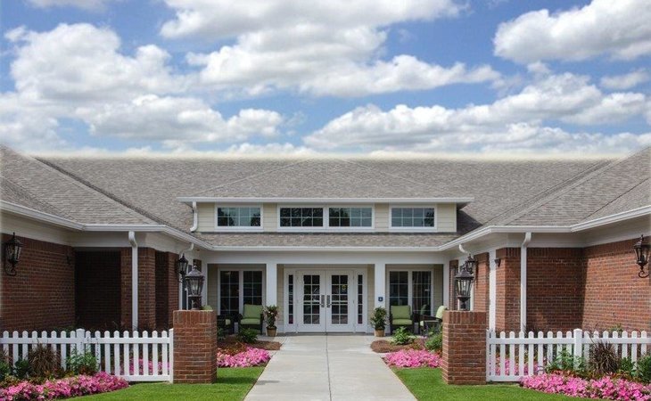 country-place-senior-living-of-canton-pine-75103