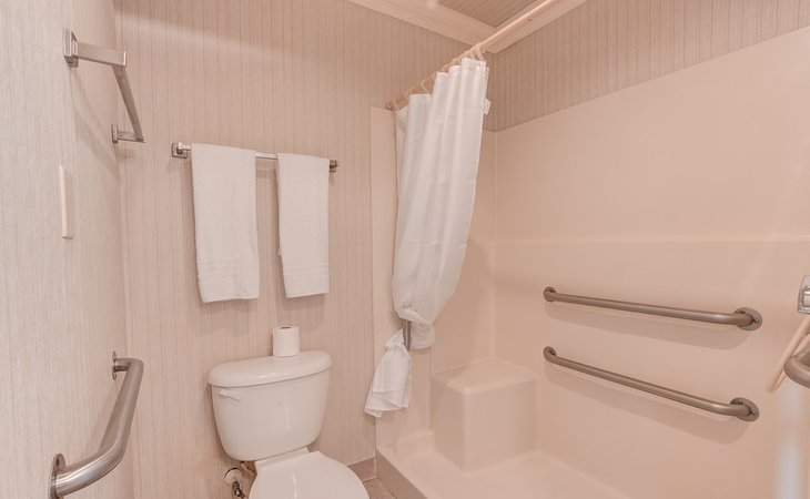 colonial-assisted-living-at-fort-lauderdale-llc-33313-1236140_11