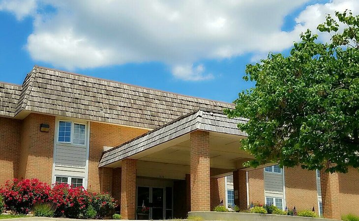 arbor-court-retirement-community-at-alvamar-66047-1236389_3