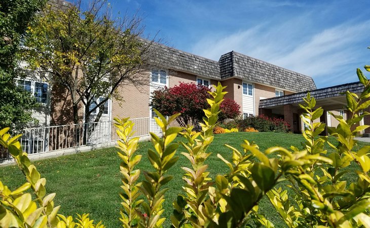 arbor-court-retirement-community-at-alvamar-66047-1236389_6