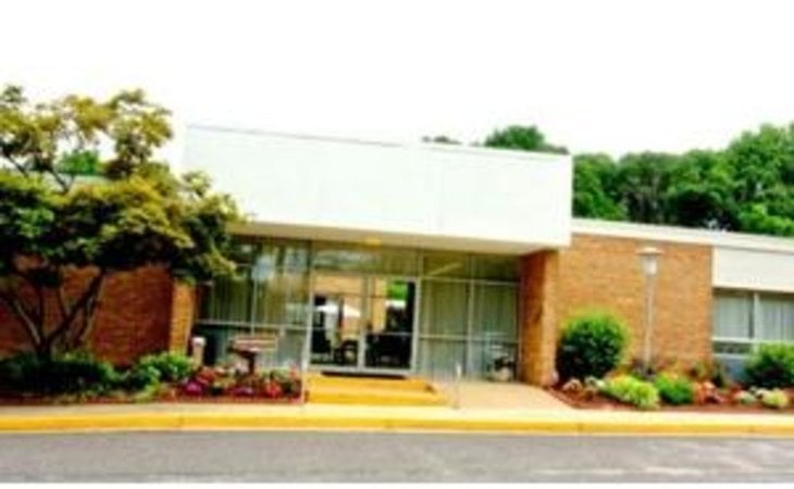 vierra-falls-church-22043-1236624_3