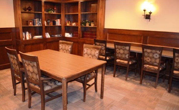 west-bend-nursing-rehabilitation-46619-1236668_4
