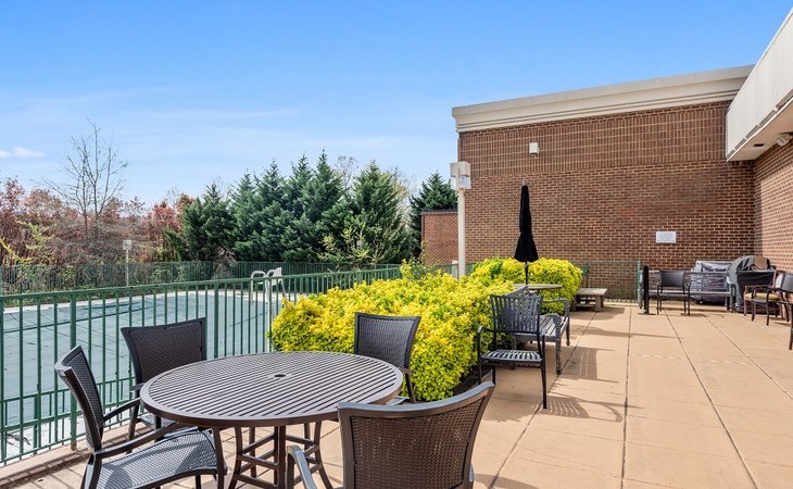 the-charleston-senior-community-20603-1236702_16