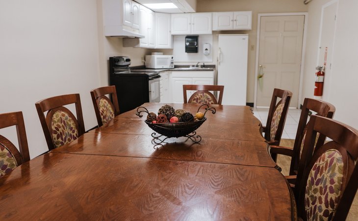 manor-on-the-hill-01453-1236704_8