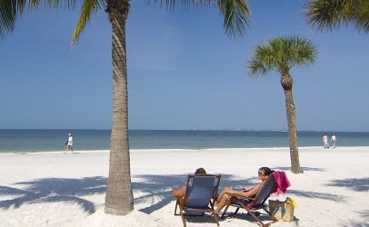 assisting-hands-fort-myers-33907-1236782_3