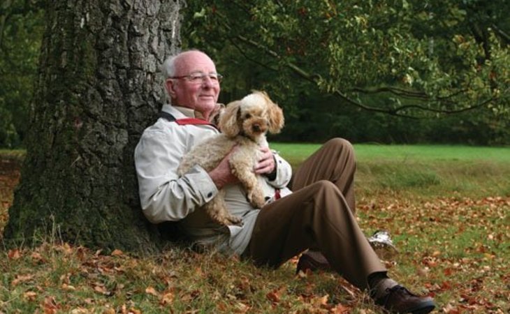 seniors-helping-seniors-92618-1236835_6