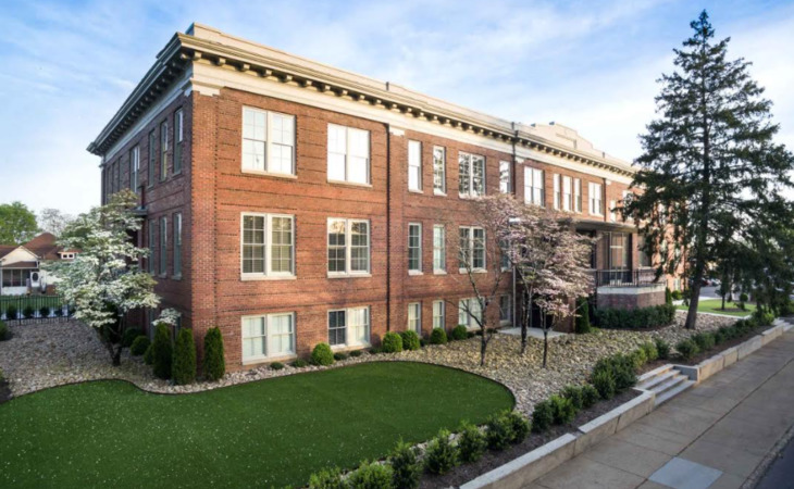 oakwood-senior-living-37917