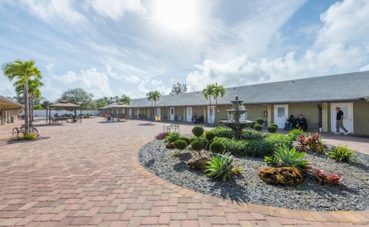 oasis-at-boynton-beach-assisted-living-33435