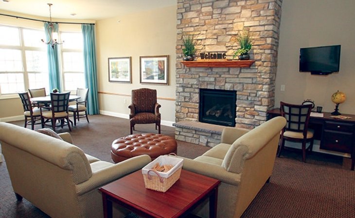 brookdale-brookfield-53045-1237357_2