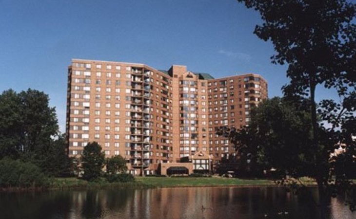 parkshore-senior-campus-55416
