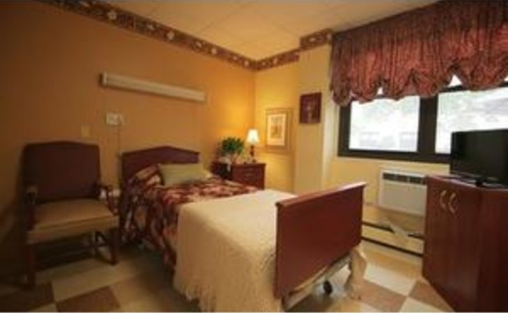 grace-plaza-nursing-and-rehabilitation-center-11021-12375_2