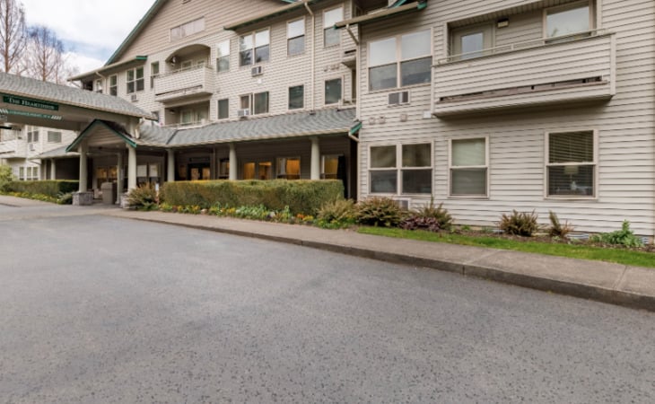 village-green-retirement-campus-98003