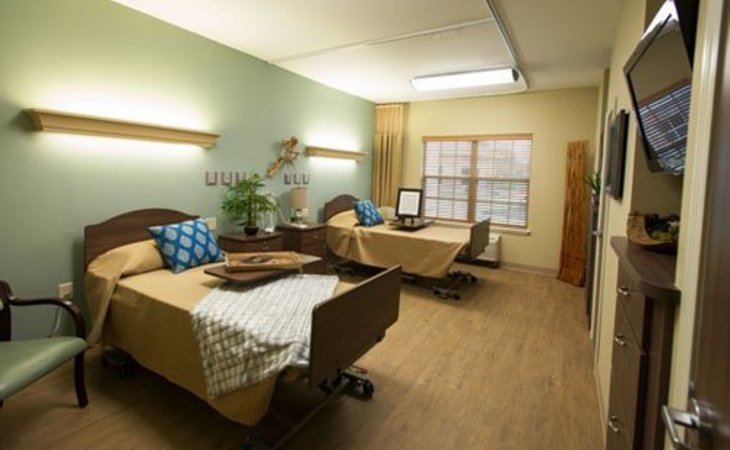 bridgecrest-rehabilitation-suites-77049-1237745_2