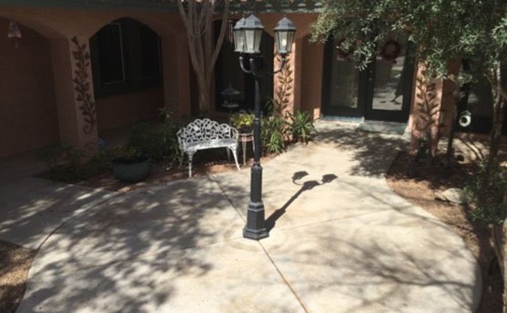 a-caring-manor-ii-85142-1237886_4