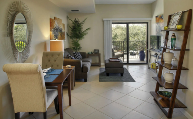 verena-at-delray-33484-1238109_2