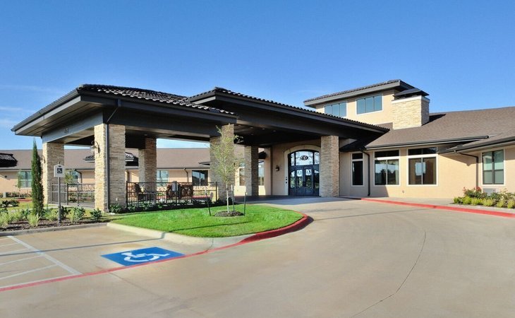 clayton-oaks-living-77469