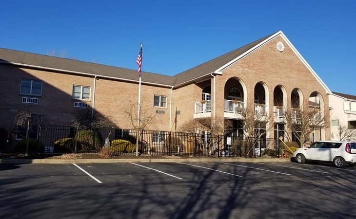 the-hillside-senior-living-community-17754-1239179_1