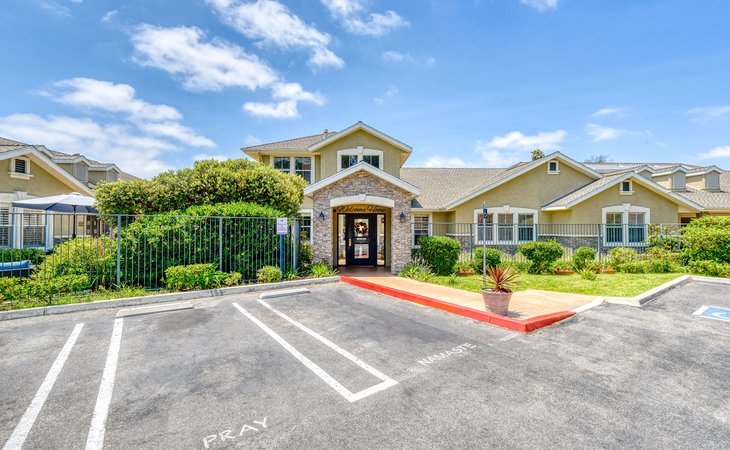 pacifica-senior-living-newport-mesa-92626-1239303_2