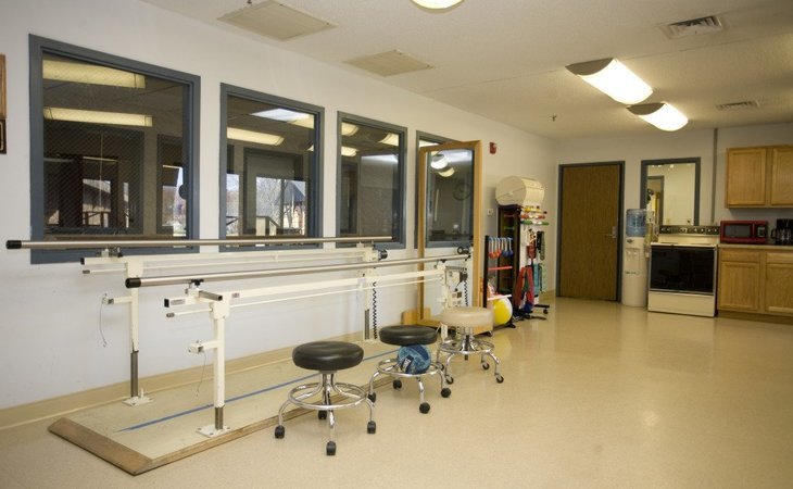 rolling-hills-healthcare-center-47150-12394_3