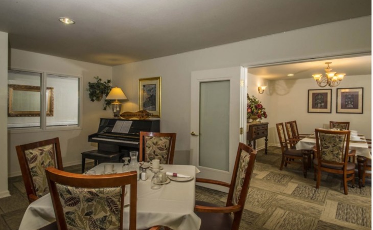 maple-glen-senior-living-98584-1239610_2