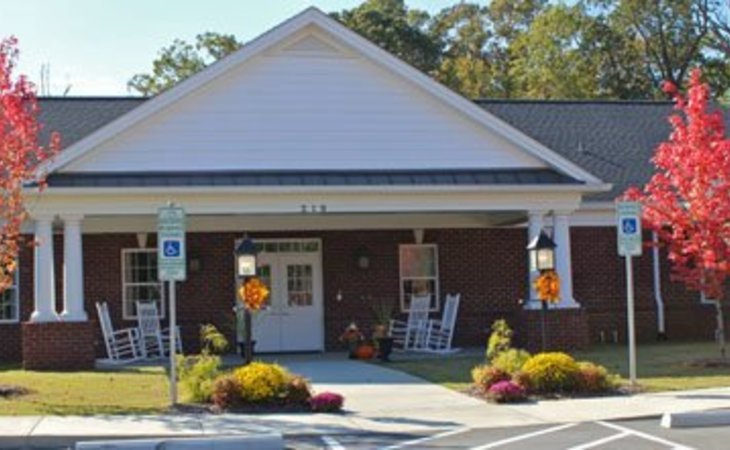 village-lake-inn-27344