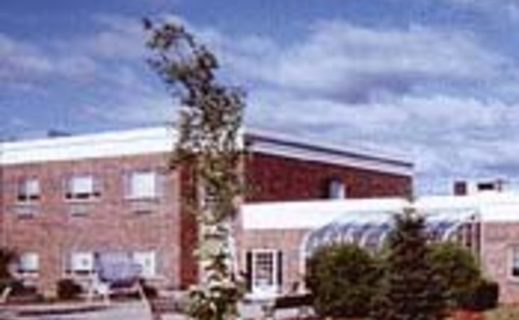 hadley-at-elaine-care-and-rehabilitation-center-01035