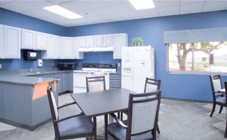 bridges-senior-lifestyle-living-50701-1239999_9