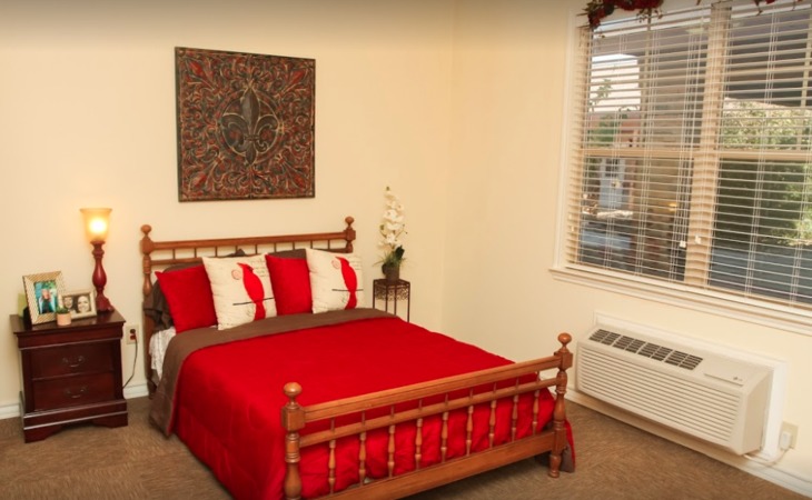 the-courtyards-assisted-living-memory-care-79765-1240093_4