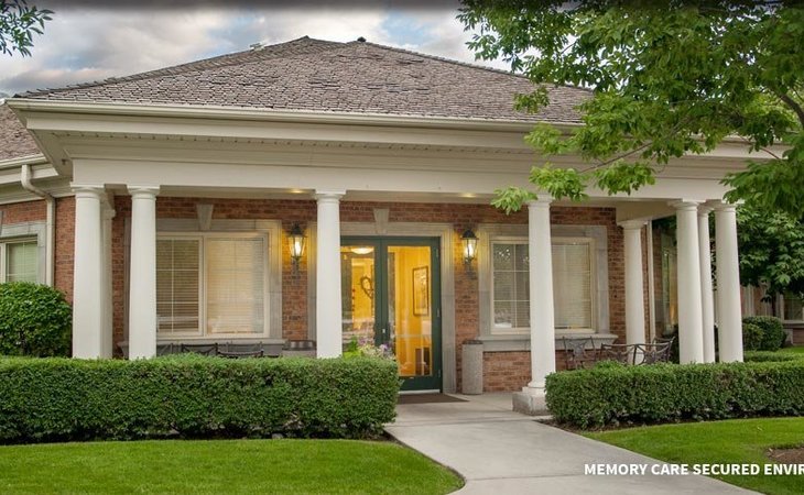 courtyard-at-jamestown-assisted-living-84604-1240255_9