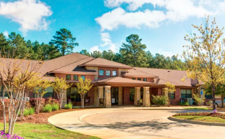 oak-hills-terrace-memory-care-75703