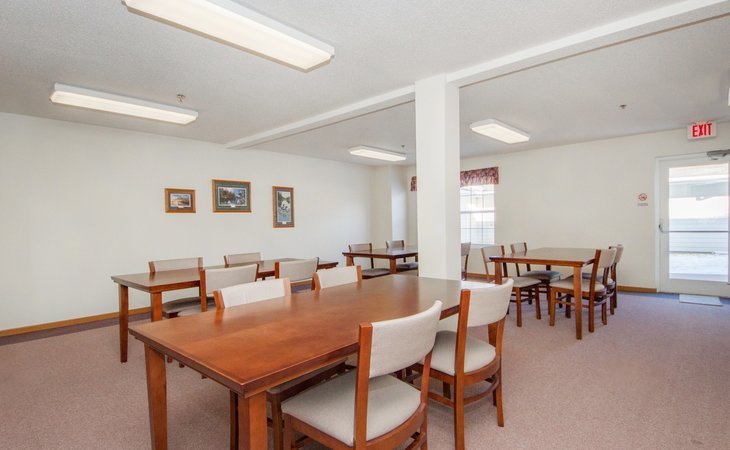 regency-heights-apartments-52245-1241284_5